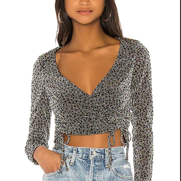Revolve Superdown Syna Ruched Top in Silver Leopard Small - Picture 1 of 7